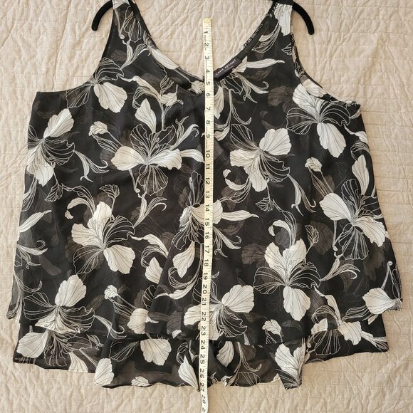 Lane Bryant, Swing Double-Layer Chiffon Tank, Size 18, Black Flowered - Picture 5 of 7